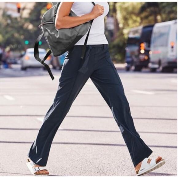 Athleta 6 Destination Wide Leg Pant Black - Picture 1 of 8